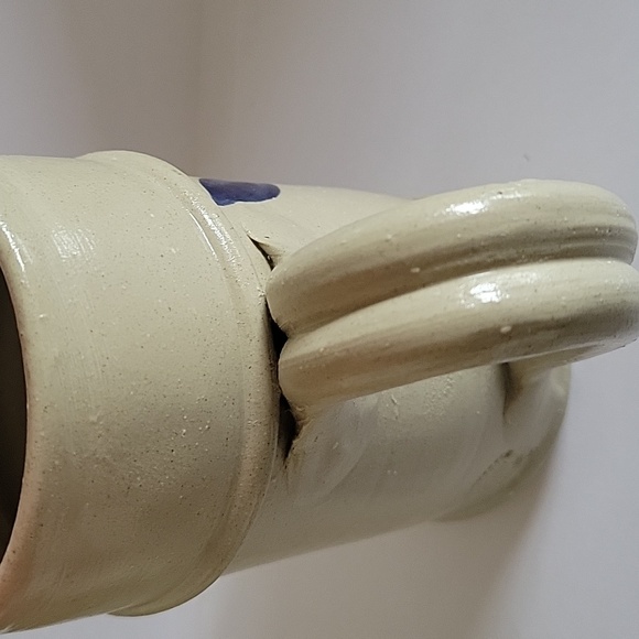 Williamsburg Pottery Salt Glaze Mug. Color Beige. Blue Leaf Design - Picture 3 of 12